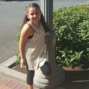 Meet your Posher, Layloni